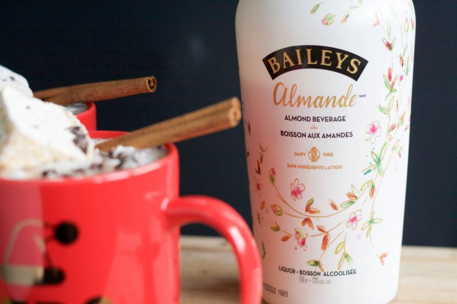 'Winter Buzz' Baileys Almande Hot Chocolate