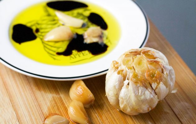 Easy Roasted Garlic | Koko's Kitchen